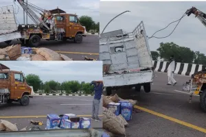 उन्नाव: लखनऊ आगरा एक्सप्रेस वे पर तेज रफ्तार पिकअप डिवाइडर से टकराया, पिता-पुत्र की हुई मौत