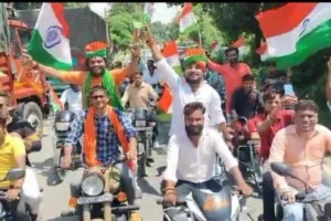 बाराबंकी: भाजपा युवा मोर्चा के अध्यक्ष की अध्यक्षता में निकाली गई विशाल तिरंगा यात्रा