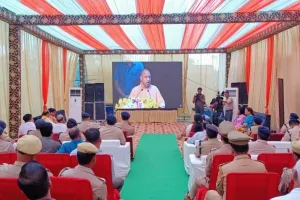 कानपुर: सीएम योगी ने वर्चुअल माध्यम से आरक्षियों के लिए नई बैरक का किया उदघाटन