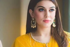 हंसिका मोटवानी मना रहीं अपना 31वां जन्मदिन, जानें एक्ट्रेस की लाइफ से जुड़ी यह खास बातें