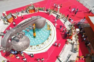 अयोध्या में लता मंगेशकर चौक का लोकार्पण, PM मोदी बोले- लता दीदी के सुर युगों-युगों तक देश के कण-कण को जोड़े रखेंगे