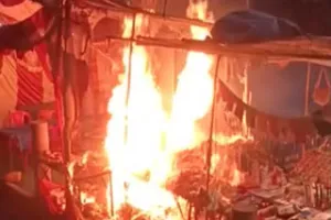 बागेश्वर: नुमाइशखेत मैदान में दुकान में लगी आग