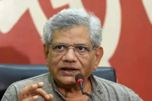 संविधान की रक्षा के लिए BJP को सत्ता से दूर रखा जाना चाहिये- येचुरी