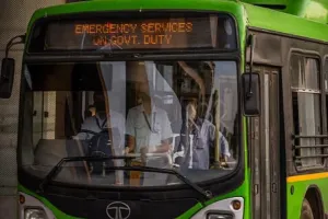 दिल्ली के LG ने लो फ्लोर बसों की खरीद में ‘अनियमितता’ से संबंधित शिकायत CBI को भेजी