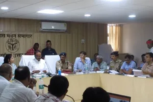 शाहजहापुर: डिप्टी सीएम के सामने आईं बिजली और पानी की समस्याएं, हुए नाराज