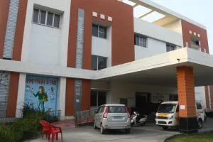 बरेली: 300 बेड अस्पताल के प्रभारी बदले, महिला डॉक्टर की तैनाती नहीं