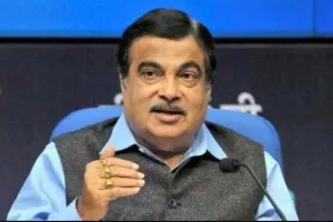 सड़क सुरक्षा सुनिश्चित करने में सभी हितधारकों का सहयोग जरूरीः गडकरी