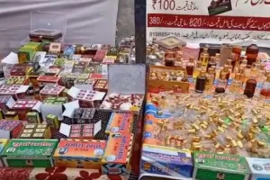 उर्स-ए-रजवी में आए जायरीन को भा रहा बरेली का इत्र, दीनी सामान, किताबों और टोपियों की डिमांड भी ज्यादा