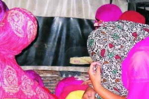 अलीगढ़: होटल के कमरों में चल रही थी अय्याशी, पुलिस ने किया सील