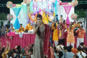 हरदोई: खाटू श्याम का जागरण आयोजित, भजन सुन मुग्ध हुए श्रोता