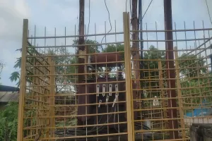 बहराइच: तीन दिन से अंधेरे में रहने को मजबूर है चार हजार लोग, नहीं बदला गया ट्रांसफार्मर