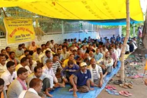 किच्छा: शोषण और उत्पीड़न के विरोध में इंटरार्क यूनियन के 400 दिन पूरे होने पर समाजसेवी सुब्रत विश्वास करेंगे भूख हड़ताल