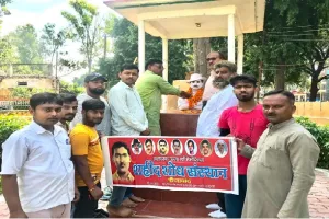 अयोध्या: सरकारों ने शहीद भगत सिंह के सपनों को बर्बाद किया : पांडेय