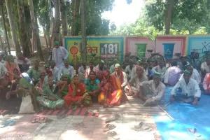 बहराइच: भाकियू ने ब्लॉक में दिया धरना, पांच सूत्रीय मांगपत्र बीडीओ को सौंपा