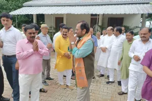 रामपुर पहुंचने पर पूर्व केंद्रीय मंत्री का कार्यकर्ताओं ने किया स्वागत, कही ये बात