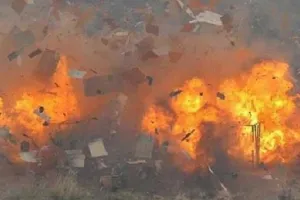 MP News: हर तरफ मची चीख-पुकार... पटाखा कारखाने में विस्फोट से 9 लोगों ने गंवाई जान, 200 घायल