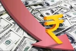 अमेरिकी डॉलर की मजबूती बरकरार, रुपया 83.06 के रिकॉर्ड निचले स्तर पर पहुंचा