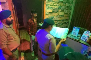 हल्द्वानी: शहर के 15 स्पा सेंटर में पुलिस के छापे