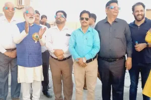 बरेली: जिला विज्ञान क्लब की ओर से सूर्यग्रहण अवलोकन एवं वैज्ञानिक जागरूकता कार्यक्रम का हुआ आयोजन