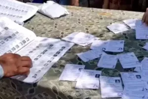 शाहजहांपुर: BLO की रिपोर्ट पर कार्रवाई, 1793 नाम नगर निकाय की मतदाता सूची हटे