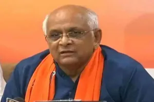 गुजरात के सीएम का ऐलान, आठ लाख किसानों को मिलेगा सहायता पैकेज