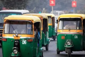 दिल्ली में ऑटो-टैक्सी की सवारी हुई मंहगी, किराया बढ़ाने को मिली मंजूरी, जानें कितनी होगी आपकी जेब ढीली?
