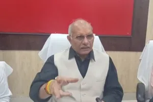 मथुरा: वक्फ बोर्ड की जमीन पर बनेंगे अस्पताल सहित पार्क और स्कूल, मॉडर्न होंगे मदरसे