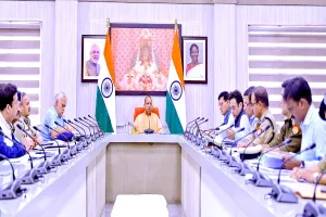 लखनऊ: सीएम योगी ने ‘स्वच्छ और सुरक्षित छठ’ का दिया संदेश