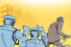 बुलंदशहर: लगातार दबिश के बावजूद 25 हजार का इनामी सिपाही पकड़ से दूर, जानिये क्या है मामला