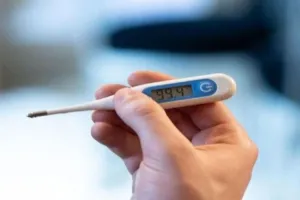 इटावा: परसौआ में बुखार का प्रकोप, दो की हो चुकी है मौत