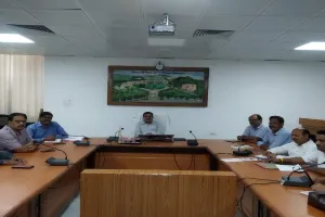 29 नवंबर को होगा ग्रामोदय विवि का दीक्षांत समारोह, कुलपति ने की समीक्षा