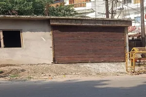 Kanpur News: अशोक नगर में नगर निगम की जमीन पर शटर लगा कर कब्जा, हुई शिकायत