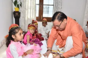 हल्द्वानी: कन्या पूजन के साथ मां दुर्गा के सिद्धीदात्री स्वरुप की आराधना, जगह-जगह लगे भंडारे