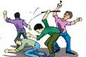 फर्रुखाबाद: छात्रों के दो गुटों में हुई जोरदार मारपीट और फायरिंग