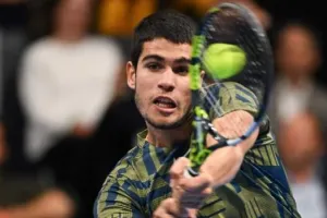 स्विस इंडोर टूर्नामेंट में जीते कार्लोस अल्कारेज, कोविड-19 के बाद पहली बार हुआ टूर्नामेंट का आयोजन