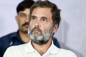 कांग्रेस देगी पक्की नौकरी, गुजरात में सरकार बनने पर होंगे संविदाकर्मी पक्के: राहुल