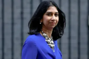 भारतीयों के ही खिलाफ हुईं ब्रिटिश गृहमंत्री सुएला, बोलीं- वीजा खत्म होने पर भी ब्रिटेन में रुकते हैं भारतीय