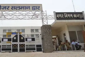 कानपुर: सड़क पर कुत्तों को छोड़कर जाने वालों पर होगी कार्रवाई, महापौर बोलीं- यह जुर्म है