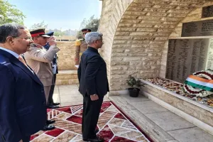 कब्रिस्तान के दौरे पर विदेश मंत्री एस. जयशंकर, प्रथम विश्वयुद्ध में शहीद हुए भारतीय सैनिकों को दी ‘श्रद्धांजलि’