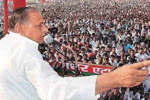 स्मृति शेष: जब नेताजी के एक भाषण ने सपा उम्मीदवार बृजभूषण तिवारी को दिला दी जीत