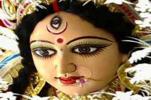 अयोध्या में दुर्गा अष्टमी पर साधु ने देवी जी को अर्पित कर दी हथेली