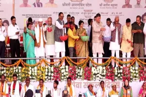 लखनऊ: नगर निगम ने सेवा कुंभ का किया आयोजन, स्वच्छता कर्मियों को दी यह बड़ी सौगात