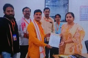 चित्रकूट: गहराता जा रहा है ट्रैफिक चौराहे के नामकरण का विवाद, जानें पूरा मामला