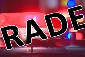 लखनऊ के बड़े प्रतिष्ठानों में एसटीएफ और जीएसटी टीम ने की सयुंक्त छापेमारी