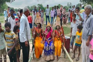 रायबरेली: सीताहरण का हुआ मंचन, उमड़ी भीड़