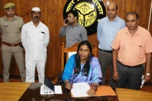 मेरठ मंडल की नवागत आयुक्त सेल्वा कुमारी जे. ने किया कार्यभार ग्रहण