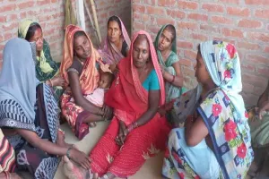 रायबरेली: खेत की जुताई करते समय रोटावेटर में फंस कर युवक की मौत, परिजनों में कोहराम