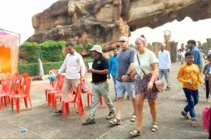 इटावा: विदेशी पर्यटको की पंसदीदा बनती जा रही है इटावा सफारी पार्क