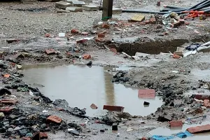 बरेली: पांच दिन की बारिश से जनजीवन अस्त-व्यस्त, कई जगह धंसी सड़कें