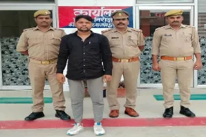 लखनऊ : आलाधिकारी के डायरेक्शन पर पुलिस का एक्शन